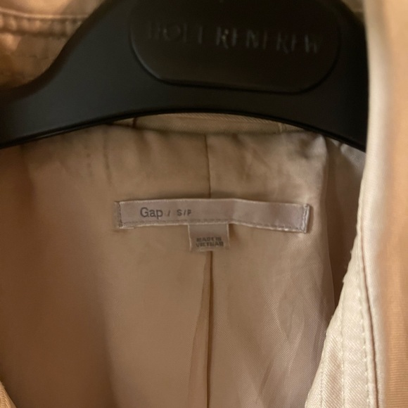 Beige trench-coat from Gap, size small great condition - Picture 5 of 7